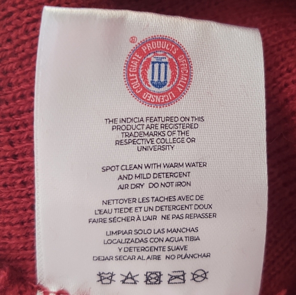 NWOT University of Alabama beanie w/ pom osfa - Picture 3 of 8